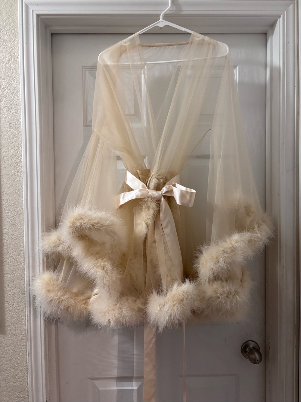 Feather Tulle Robe - Picture 2 of 3